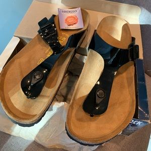 NIB Birkenstock Gizeh Blk Patent Leather Sz42/11